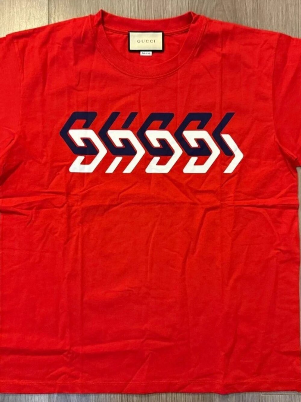 Gucci Graphic Logo Print Tee Shirt red sz M